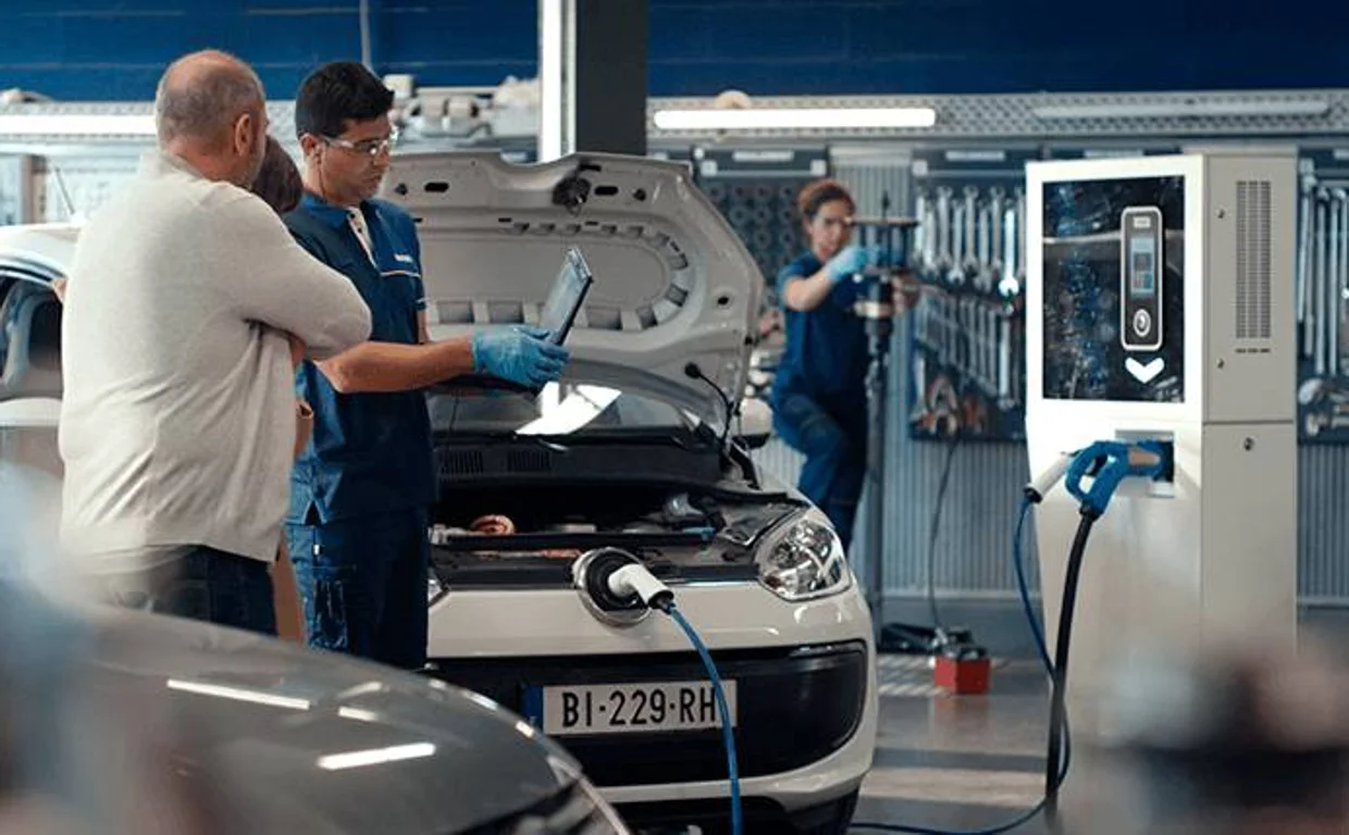 Los coches eléctricos tienen la mitad de averías que los de gasolina y diésel